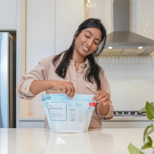 Vista 5 de Ameda CleanEase - Bolsas esterilizadoras de vapor para microondas para biberones y piezas de extractor de leche, esterilizador para microondas