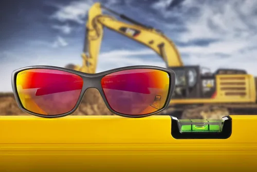 Vista 4 de Caterpillar CTS-8016 - Gafas de sol polarizadas para hombre, color gris mate de goma, 2.559in