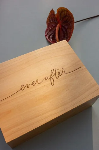 Vista 5 de Ever After - Caja de madera para recuerdos [regalos personalizados, aniversario, boda, memoria]