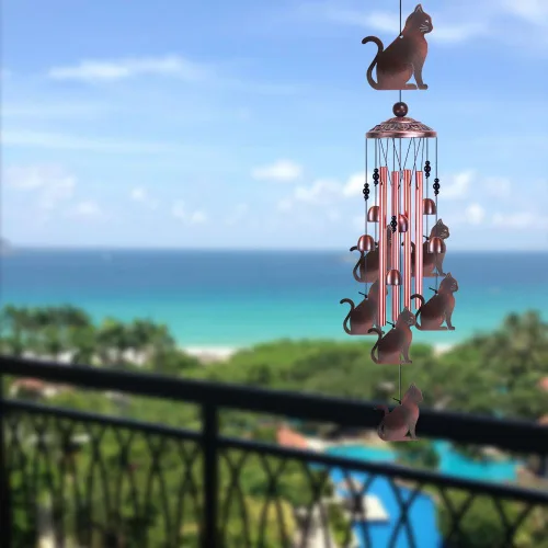 Vista 7 de Campanillas de viento de jardín para gatos al aire libre y en interiores - con 4 tubos, 6 campanas, 7 gatos, atrapaventos de gatos móviles