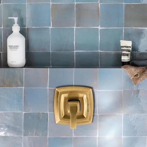 Vista 8 de Moen Voss T2692EPBG - Kit de moldura de ducha de rendimiento ecológico Posi-Temp de oro cepillado