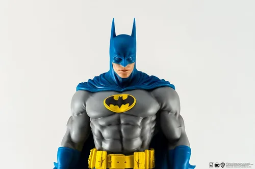 Vista 9 de DC Heroes: Batman (versión clásica) Vista previa Estatua exclusiva a escala 1:8