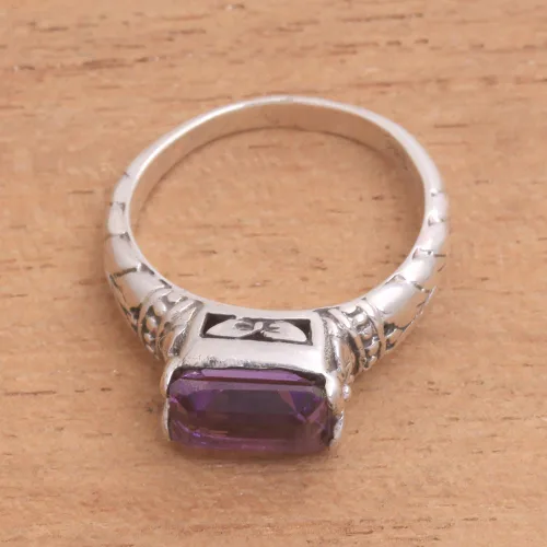 Vista 3 de NOVICA Anillo de plata de ley 925 con amatista, Padang Galak Beauty
