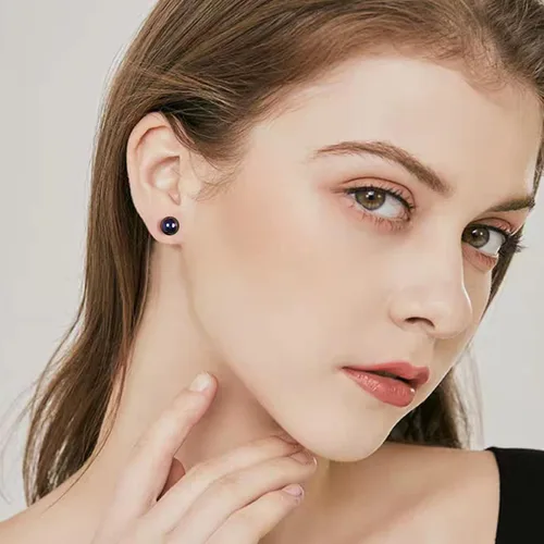 Vista 4 de Aretes de tuerca para mujer, aretes de perlas negras para mujer, hipoalergénicos, clásicos, redondos, regalo para madre, esposa, novia, día de San