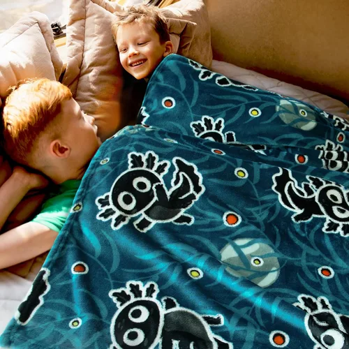 Vista 6 de Manta de Axolotl para niños, manta que brilla en la oscuridad, regalos de Axolotl para adolescentes, niñas y niños, lindos juguetes de salamandra