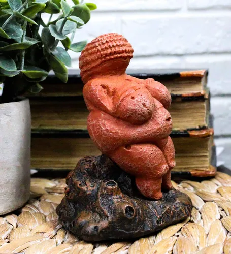 Vista 8 de Ebros Madre Diosa Venus de Willendorf Reproducción del Paleolítico Edad de Piedra Período Artefacto Réplica Estatuilla por Oberon Zell Museo