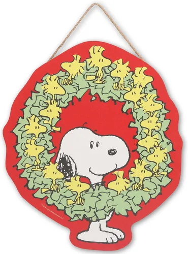 Vista 8 de Peanuts Snoopy Corona de copos de nieve colgante de madera para decoración de pared - Rústico signo navideño de Peanuts para decorar el hogar
