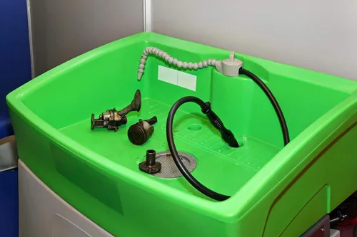 Vista 2 de Limpiador de herramientas y partes; fórmula concentrada 4X, solución de lavadora de piezas no inflamables, biodegradable, a base de agua, segura