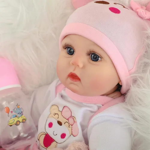 Vista 2 de Kdudgso Muñecas de bebé Reborn para niña de 22 pulgadas, muñeca de bebé de silicona realista, muñecas de bebé de la vida real hechas a mano, cuerpo