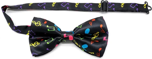 Vista 43 de Pajaritas preatadas hechas a mano para hombre con diseño elegante M126
