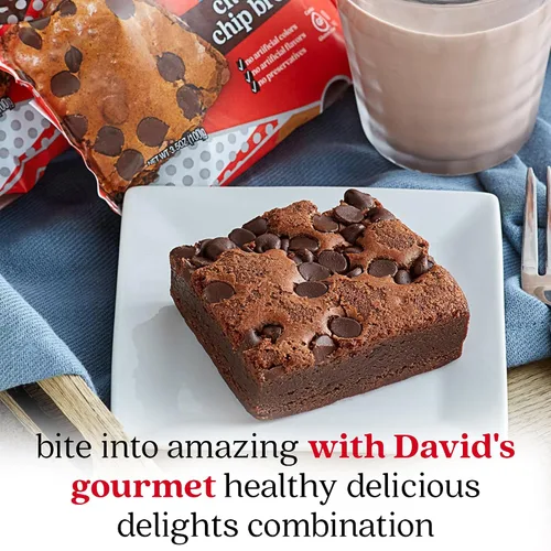 Vista 8 de Galletas de chocolate con chispas sin gluten y brownies de DAVID'S COOKIES - Postres de panadería gourmet ideales para un delicioso regalo de comida