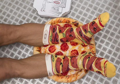 Vista 4 de PIZZA CALCETINES BOX 4 pares MIX Hawaii Italian Pepperoni Calcetines de algodón hechos en la UE