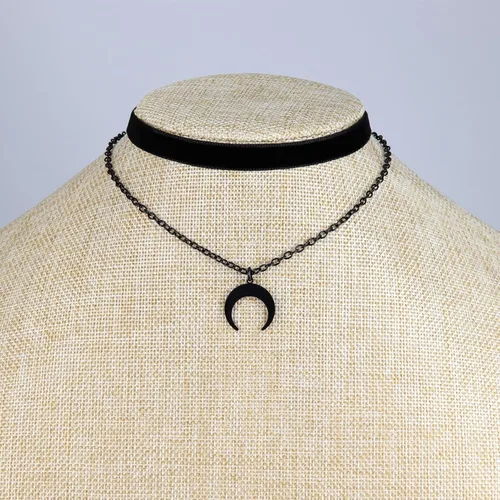 Vista 7 de Gothic Choker, Choker Necklace for Women, Black Velvet Choker, Layered Necklace, Goth Jewelry for Women