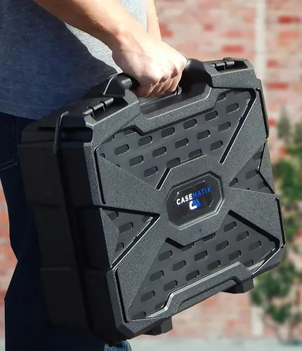 Vista 6 de CASEMATIX Estuche de viaje para reloj con 42 ranuras para portarrollos de reloj, resistente a los impactos con caja de reloj de espuma