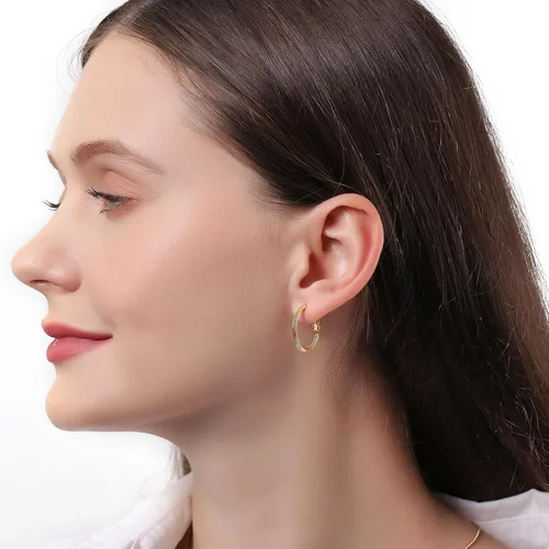 Vista 4 de Zaano Aretes de aro chapados en oro de 14 quilates para mujeres y niñas con poste de plata de ley 925 (aro cuadrado grueso grueso grande y pequeño)