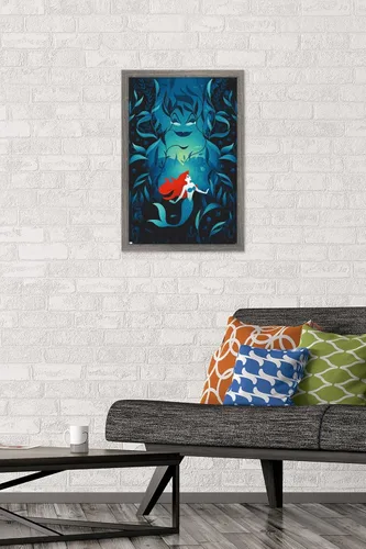 Vista 2 de Trends International Disney Princess - Póster de pared de Ariel Good vs Evil, 14.725 x 22.375 pulgadas, versión enmarcada de madera de granero