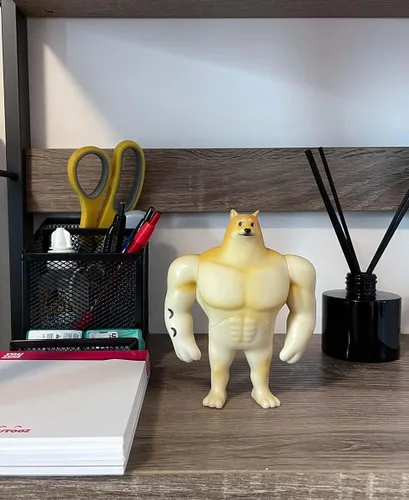 Vista 6 de Youtooz Swole Doge - Figura de vinilo de 5 pulgadas, colección de memes Buff Doge basada en famosos memes de Internet