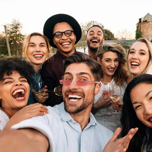 Vista 6 de NUOBESTY Divertidas gafas de sol de fiesta con llama, sin borde, lentes ondulados, sin marco, gafas de vestir para fiestas, mujeres, niñas, gafas