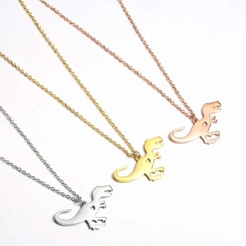 Vista 4 de Winssigma Collar de abeja de abeja de acero inoxidable de oro de 18 quilates, collar de estrella y luna, collar de dinosaurio, collar de araña