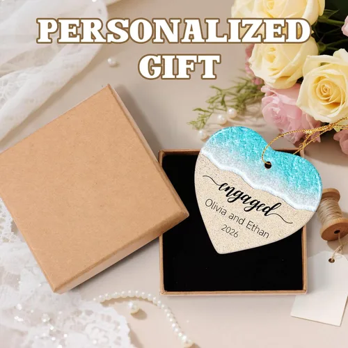 Vista 7 de Adorno personalizado para casados de primera Navidad 2026, regalos de compromiso para parejas, adorno de boda personalizado para recién casados