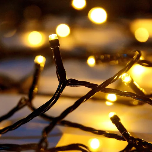 Vista 9 de Guirnalda de luces solares impermeables para exteriores, 200 luces LED extralargas de 82 pies, luces solares de Navidad, luces solares impermeables