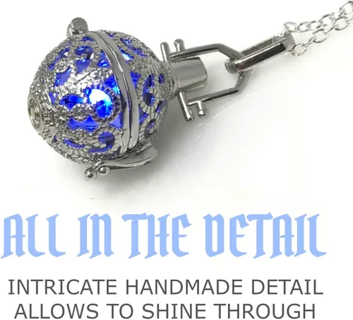 Vista 2 de UMBRELLALABORATORY Collar Steampunk Fire medallón brillante Gran regalo para mujeres, madre, padre, linda joyería mágica, Metal