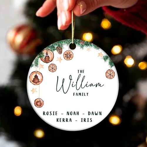 Vista 3 de Adorno de círculo de Navidad personalizado para la familia, adorno personalizado con nombre de familia para Navidad, adorno personalizado
