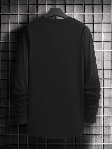 Vista 2 de WDIRARA Sudaderas de manga larga con cuello redondo y estampado gráfico de dibujos animados para hombre