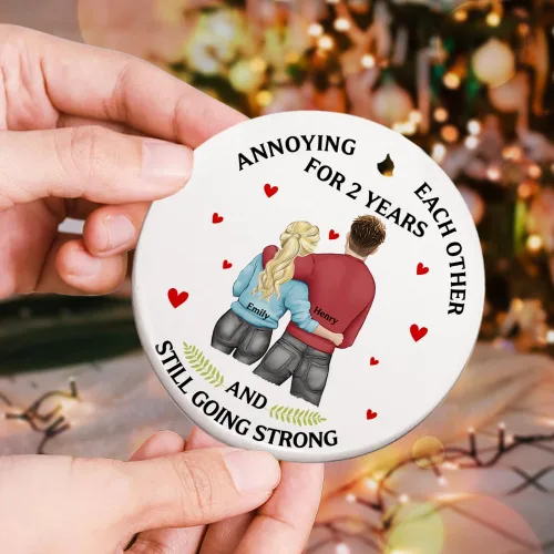 Vista 3 de Adorno personalizado de cerámica para parejas, adornos personalizados, regalo romántico de boda, regalo romántico para parejas, regalos de despedida
