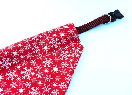 Vista 4 de Christmas Dog Bandana,Snowflakes, over the collar slip on bandana, washable dog bibs, neckerchief, scarf for cat, dog scarf holiday bandana winter