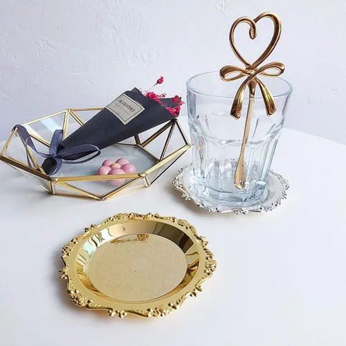 Vista 6 de EXCEART Pulseras con dijes de bandeja de joyería dorada regalos para tus amigos, familiares y más regalos. Organizador de collares, plato de joyería