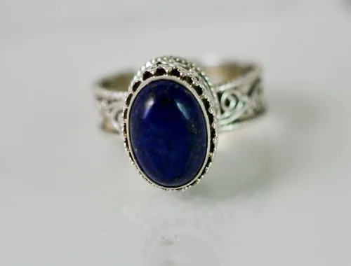 Vista 7 de Navya Craft Lapis Lazuli Ring, 925 Sterling Silver Handmade Statement Promise Ring for Women, Natural Lapis Lazuli Oval Gemstone Ring, September