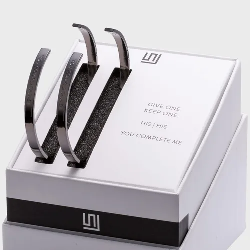 Vista 2 de Stella Valle HISHIS Bracelet Gift Set - Black Matte and Rhodium Cuffs with Engraved Mantra You Complete Me