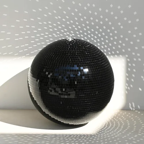Vista 22 de Yescom Juego de 8 bolas de discoteca de 7/12/16/20/24 pulgadas, bolas de espejo surtidas, decoración de vidrio para colgar para fiestas de los años