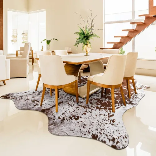 Vista 33 de Easycozy Alfombra de piel de vaca sintética con gran estampado de vaca, 3 x 4 pies, alfombra gruesa y elástica para dormitorio, sala de estar