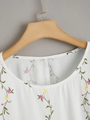Vista 5 de Floerns Blusa peplum de manga larga con bordado de talla grande para mujer