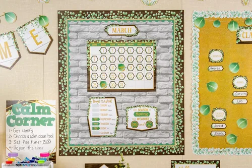 Vista 3 de Teacher Created Resources Tablón de anuncios de calendario de eucalipto (TCR8452)