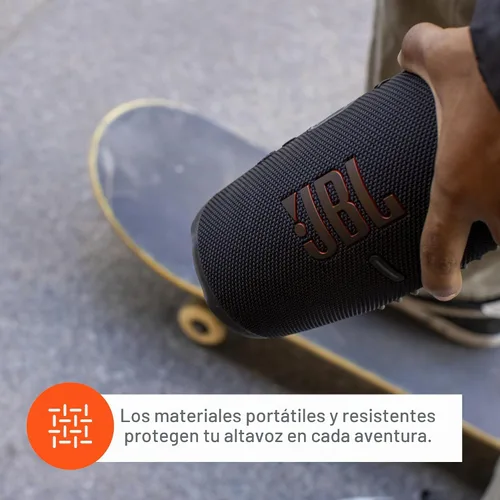 Vista 7 de JBL Charge 5 (Azul) + Paquete con funda protectora rígida divvi! (Negro)