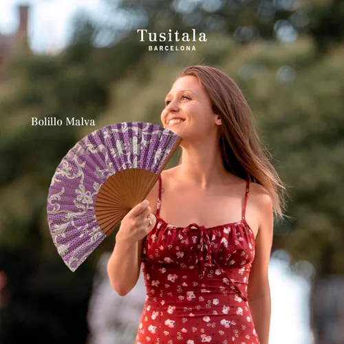 Vista 6 de Spanish Fan Black Bobbin - Madera y Algodón - 9.1 in - Estuche y funda de yute - Accesorio de moda - Hecho a mano en España - Eventos y regalos