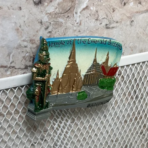 Vista 4 de A-ONE Templo del Buda Esmeralda Tailandia 3D Turístico Refrigerador Imán 1PC+Wat Phra Kaew Bangkok Craft Applique Patch 1PC, Resina Nevera, Parche