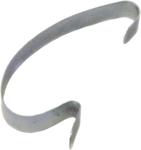 Vista 2 de 6703022 Clip de cubierta de plástico para rueda de mosca para Bobcat Skid Steer 653 753 763 773 S100 S175 S185 T180 T190