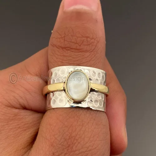Vista 4 de Rainbow Moonstone Ring, 925 Silver Ring, Handmade Ring Women, Spinner Silver Ring, Bohemian Spinner Ring, Fidget Spinner Ring, Minimalist Spinner