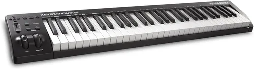 Vista 4 de M-AUDIO Keystation 49 Controlador MIDI en Paquete con Auriculares para Grabación de Estudio, Producción Musical, Podcasting, Transmisión