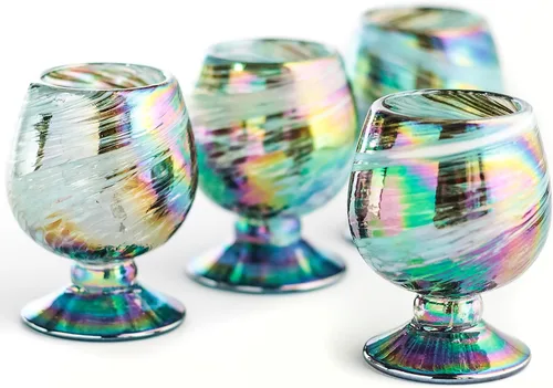 Vista 4 de Vasos de Chupito de Tequila Auténticos Mexicanos Soplados a Mano - Juego de 4 - 2 oz - Mini Vasos de Coñac - Base Pesada - Coñac (Aurora Boreal)
