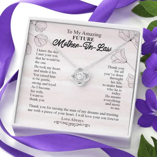 Vista 4 de To my amazing furure Mother-in-Ley Thank you for raising the man of my dreams and trusting me with a piece of your heart I will love your son