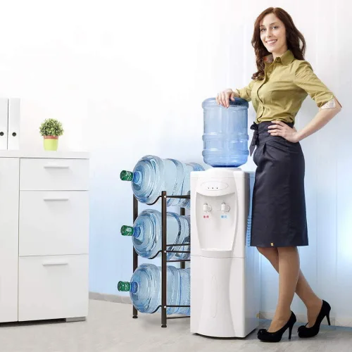 Vista 2 de SEHERTIWY Soporte para jarra de agua de 3 niveles, soporte para botella de agua de 5 galones, color marrón oscuro