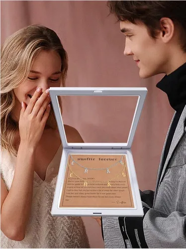 Vista 5 de JIANXIAOGUO Collar Swiftie con caja de regalo, 2 piezas de joyería con caja de regalo, regalos para fanáticos de Swifties, trajes de viaje de Eras