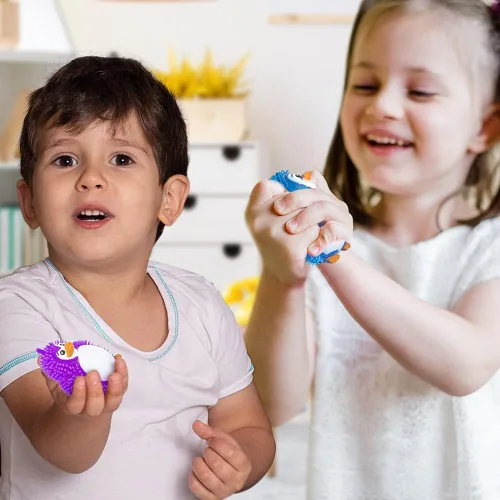 Vista 6 de ArtCreativity Pingüinos inflados, juego de 12, juguetes antiestrés para niños con picos de goma suave, juguetes para aliviar el estrés en varios
