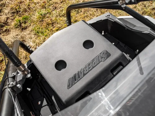 Vista 3 de SuperATV Enfriador/caja de carga para Polaris RZR Trail 900 Sport / 900 Premium / 900 Ultimate Capacidad de 30 litros Dos portavasos integrados