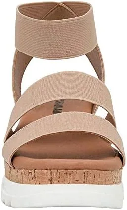 Vista 3 de CUSHIONAIRE Sandalia de cuña de corcho Naomi para mujer + anchos disponibles, Negro